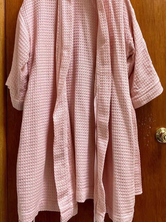 Nordstrom Other - Nordstrom Pink Waffle-Knit Robe with Tie